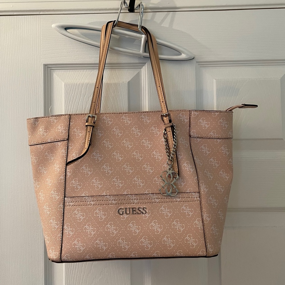 Guess Delaney Classic Tote Pink